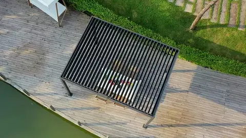 Bioklimatické pergoly Bioklimatická pergola BIOCLIMATIC 53 PREMIUM PLUS Lanitplast