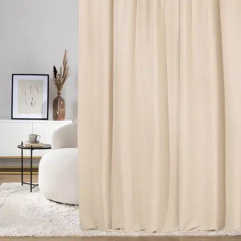 Závesy hotové Záves na riasiacu pásku ecru velvet 140 x 280 cm 1 ks.