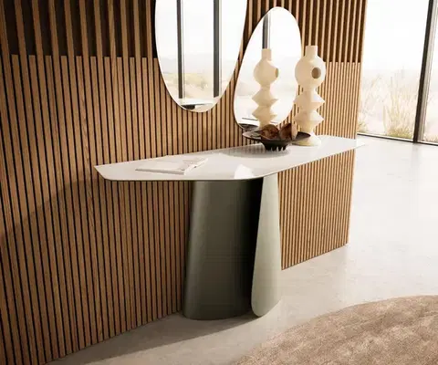 Konzolové stolíky DELIFE Konzolový stolík Edge polygonálny 140×50 cm keramika onyx šampanské Livos kov titánová farba