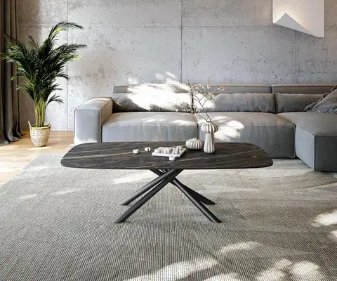 Konferenčné stolíky DELIFE Konferenčný stolík Edge zaoblený tvar 140x80 cm keramika Laminam® Noir Desir hnedá Sarity kov čierna