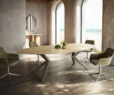 Jedálenské stoly DELIFE Jedálenský stôl Edge oválny 280x130 keramika Laminam® sabbia dubová farba Zenthara hranatý kov titánová farba