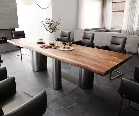 Jedálenské stoly DELIFE Jedálenský stôl Edge 300x100 XL akácia hnedá Troa nerezová oceľ grafitová Live-Edge