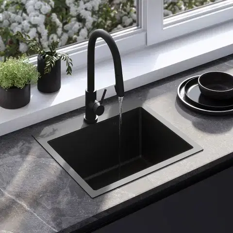 Kuchynské drezy REA REA - Oceľový drez Leo 50 Black s kuchynskou batériou KPL-96005