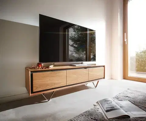 Televízne stolíky DELIFE TV stolík Stonegrace 145 cm akácia prírodná 3 dvierka kamenná dyha podstava v tvare V