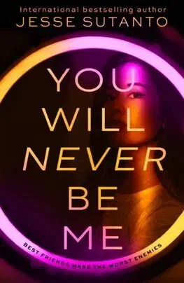 Detektívky, trilery, horory You Will Never Be Me - Jesse Sutanto