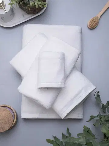 Uteráky Hotelový uterák 50x100 Dobrý Textil