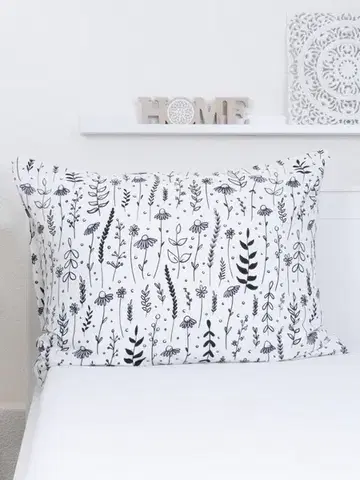 Dekoračné obliečky MKLozkoviny.sk Flanelová obliečka na vankúš 70 x 90 cm - Lily-  -