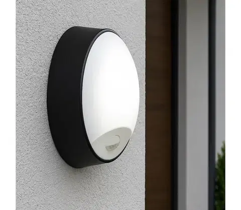 Záhradné lampy  LED vonkajšie nástenné svietidlo s pohybovým senzorom LED/15/18/20W/230V IP65 008 0001303