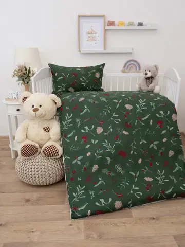 Detské obliečky MKLozkoviny.sk Vianočné bavlnené obliečky Renforcé do postieľky – Cezmínové vetvičky - 100 × 135 cm - 40 x 60 cm