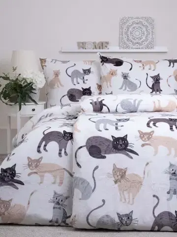 Obliečky MKLozkoviny.sk Obliečky mikroplyš Exclusive – Mačičky - 140 × 200 cm - 70 x 90 cm