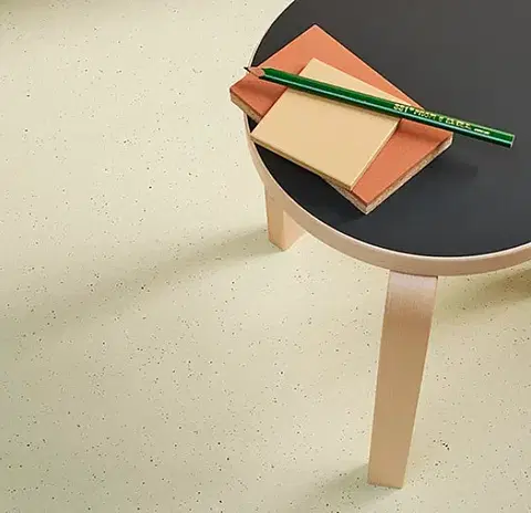 Marmoleum solid cocoa FORBO Marmoleum solid cocoa White chocolate 3584