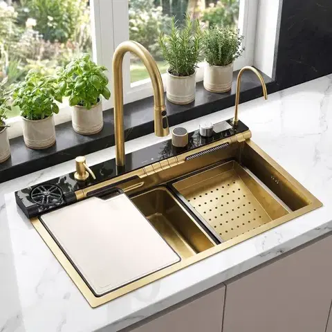 Kuchynské drezy REA REA - Multifunkčný oceľový drez 10 v 1 Alonzo Brush Gold ZLE-06419