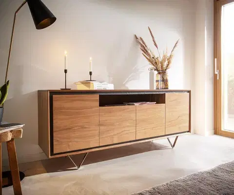 Komody DELIFE Komoda Stonegrace 175 cm akácia prírodná 4 dvierka 1 priehradka kamenná dyha podstava v tvare V