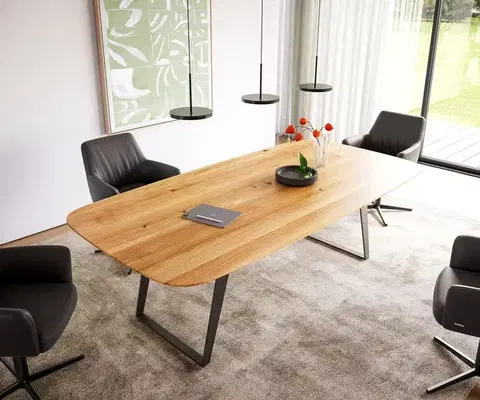 Jedálenské stoly DELIFE Jedálenský stôl Edge oválny 240x120x2,5-3 dub prírodný kov šikmý čierny švajčiarska hrana
