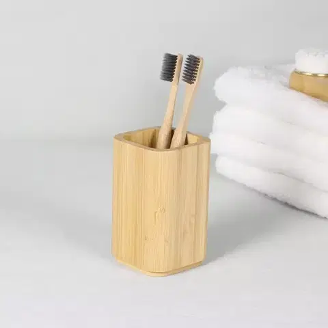 Kúpeľňové doplnky Pohárik BRM-0643