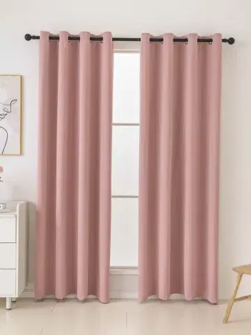 Závesy MKLozkoviny.sk Blackout závesy Elias púdrové - 140 × 250 cm (2 ks) - krúžky