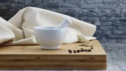 Luskáčiky Kinekus Mažiar porcelánový priemer 8 cm