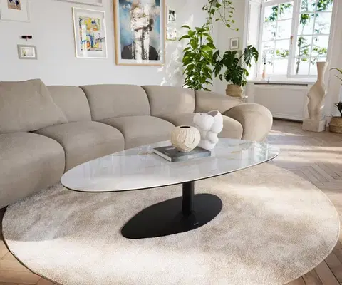 Konferenčné stolíky DELIFE Konferenčný stolík Edge oválny 140×75 cm keramika onyx perla Vibany kov čierna