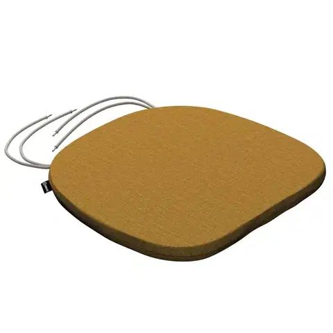 Sedáky Boris s viazaním