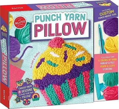 V cudzom jazyku Punch Yarn Pillow Arts and Craft Kit
