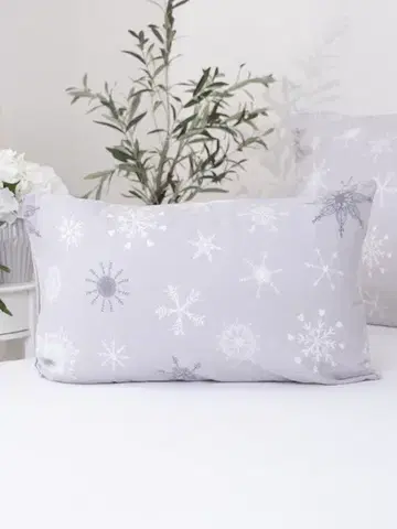 Dekoračné obliečky MKLozkoviny.sk Flanelová obliečka na vankúš 40 x 60 cm - Frozen sivé-  -