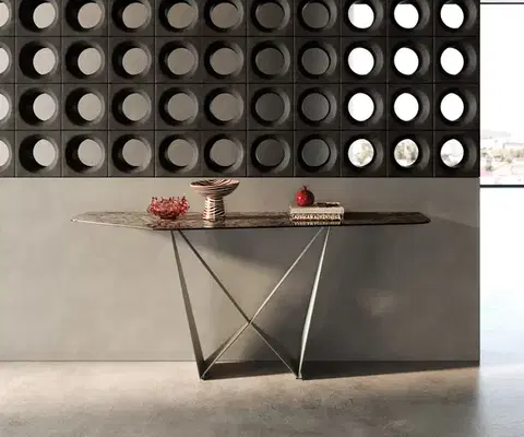 Konzolové stolíky DELIFE Konzolový stolík Edge polygonálny 180×50 cm keramika Emperador Extra Lucidato tmavohnedá Spios kov titánová farba
