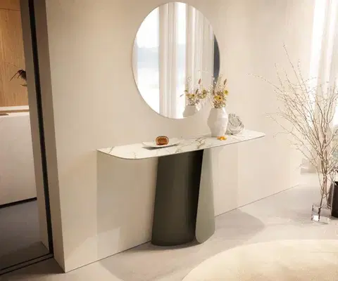 Konzolové stolíky DELIFE Konzolový stolík Edge zaoblený tvar 140×40 cm keramika Calacatta Luxe bielo-zlato-šedá Livos kov titánová farba
