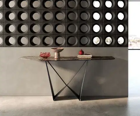 Konzolové stolíky DELIFE Konzolový stolík Edge polygonálny 180×50 cm keramika Emperador Extra Lucidato tmavohnedá Spios kov čierna