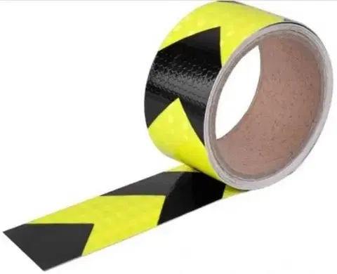 Potravinárske fólie Kinekus Páska samolepiaca reflexná čierno-žltá 50mm/5m