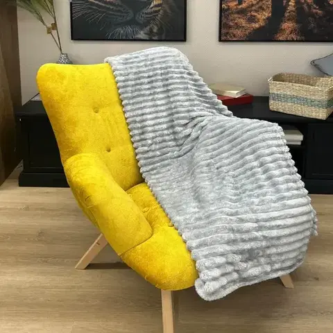 Ozdobné prikrývky Deka Laura 130x170 cm 8 svetlosivá