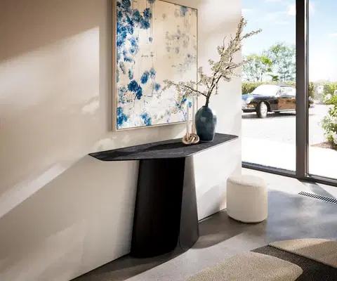 Konzolové stolíky DELIFE Konzolový stolík Edge polygonálny 140×50 cm keramika Laminam® Nero Greco antracitová Livos kov čierna