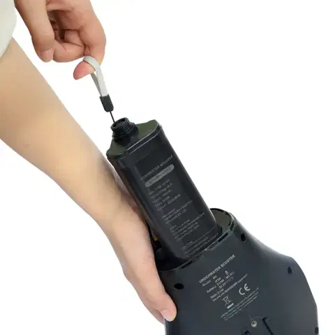 Vodácke doplnky Náhradná batéria pre podvodný skúter inSPORTline Murtar