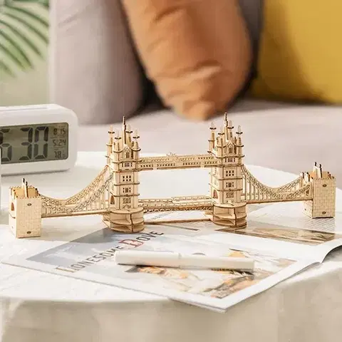 3D puzzle 3D Creative Drevené 3D Puzzle Tower Bridge s LED osvetlením