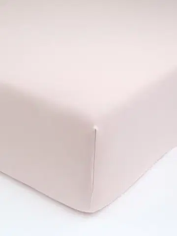 Plachty MKLozkoviny.sk Jersey prostěradlo s elastanem 140 × 200 cm – pudrové