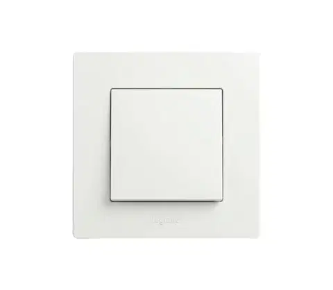 Predlžovacie káble Legrand - Jednopólový vypínač č. 1 s rámikom NILOE STEP biela LR0060+LR0054