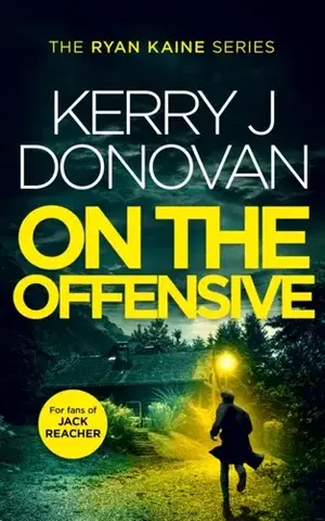 Detektívky, trilery, horory On The Offensive - Kerry J. Donovan