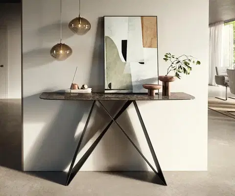 Konzolové stolíky DELIFE Konzolový stolík Edge zaoblený 140×40 cm keramika Emperador Extra Lucidato tmavohnedá Velio kov čierna