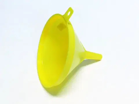 Lieviky PETRA PLAST - Lievik Petra 18 cm