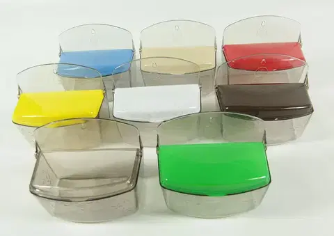 Koreničky MAKRO - Soľnička 16x9x14cm rôzne farby