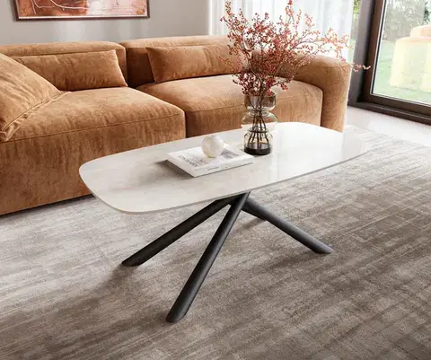 Konferenčné stolíky DELIFE Konferenčný stolík Edge zaoblený tvar 100×50 cm keramika onyx šampanské Sarity kov čierna