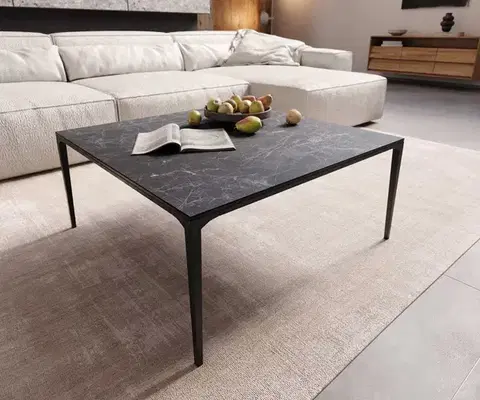 Konferenčné stolíky DELIFE Konferenčný stolík Levente 85x85 cm keramika Laminam® Nero Greco antracitová kovová podstava čierna