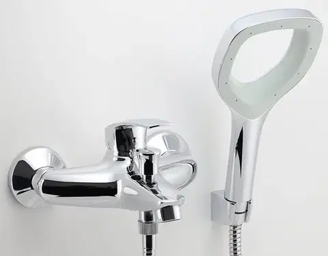 Kúpeľňové batérie NOVASERVIS - Vaňová batéria 150 mm Metalia FLOW+ chróm 57020,0E