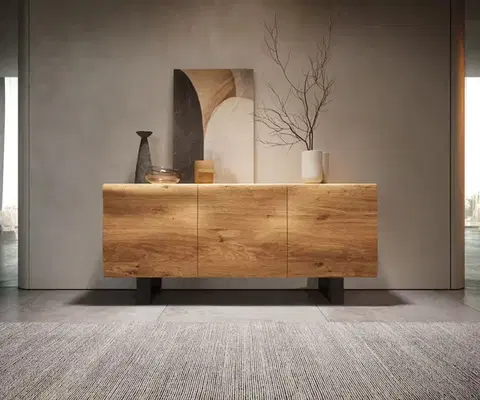 Komody DELIFE Komoda New Live-Edge 145 cm dub prírodný 3 dvierka kovová podstava čierna