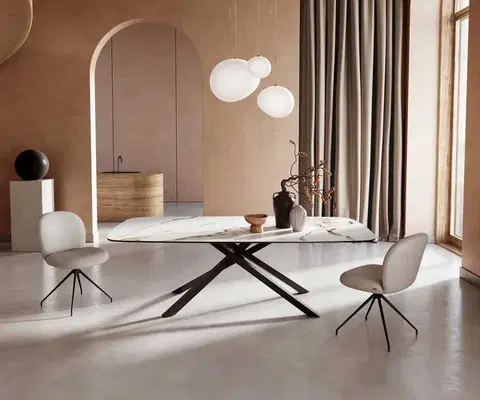Jedálenské stoly DELIFE Jedálenský stôl Edge zaoblený tvar 240x120 keramika Calacatta Luxe bielo-zlato-šedá krížová podstava hranatý čierna