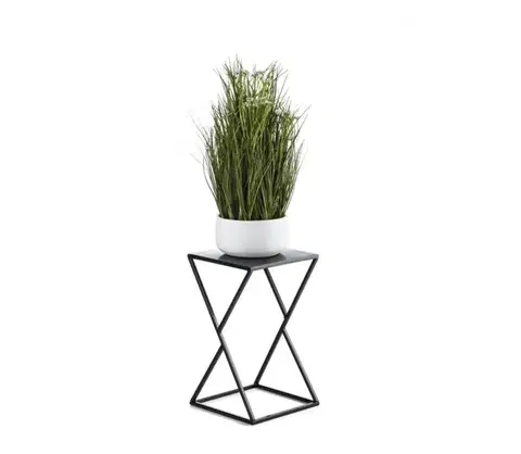 Stojany na kvetiny HowHomely Stojan na kvety LOFT 40x23,5 cm čierna 10-1623-40