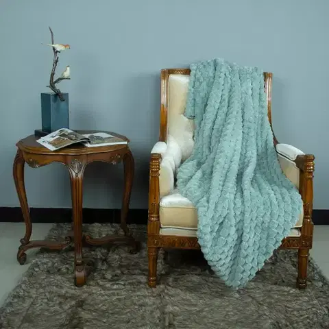 Ozdobné prikrývky Deka Harmony 170x220 šedá