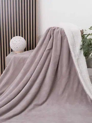 Deky MKLozkoviny.sk Baránková deka mikroplyš 220 × 200 cm – Laura cappuccino