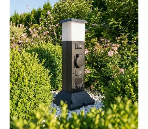 Záhradné lampy Brilagi - Vonkajšie svietidlo so 2 zásuvkami SCHUKO 1xE14/15W/230V IP44 čierne PG05G-OEM